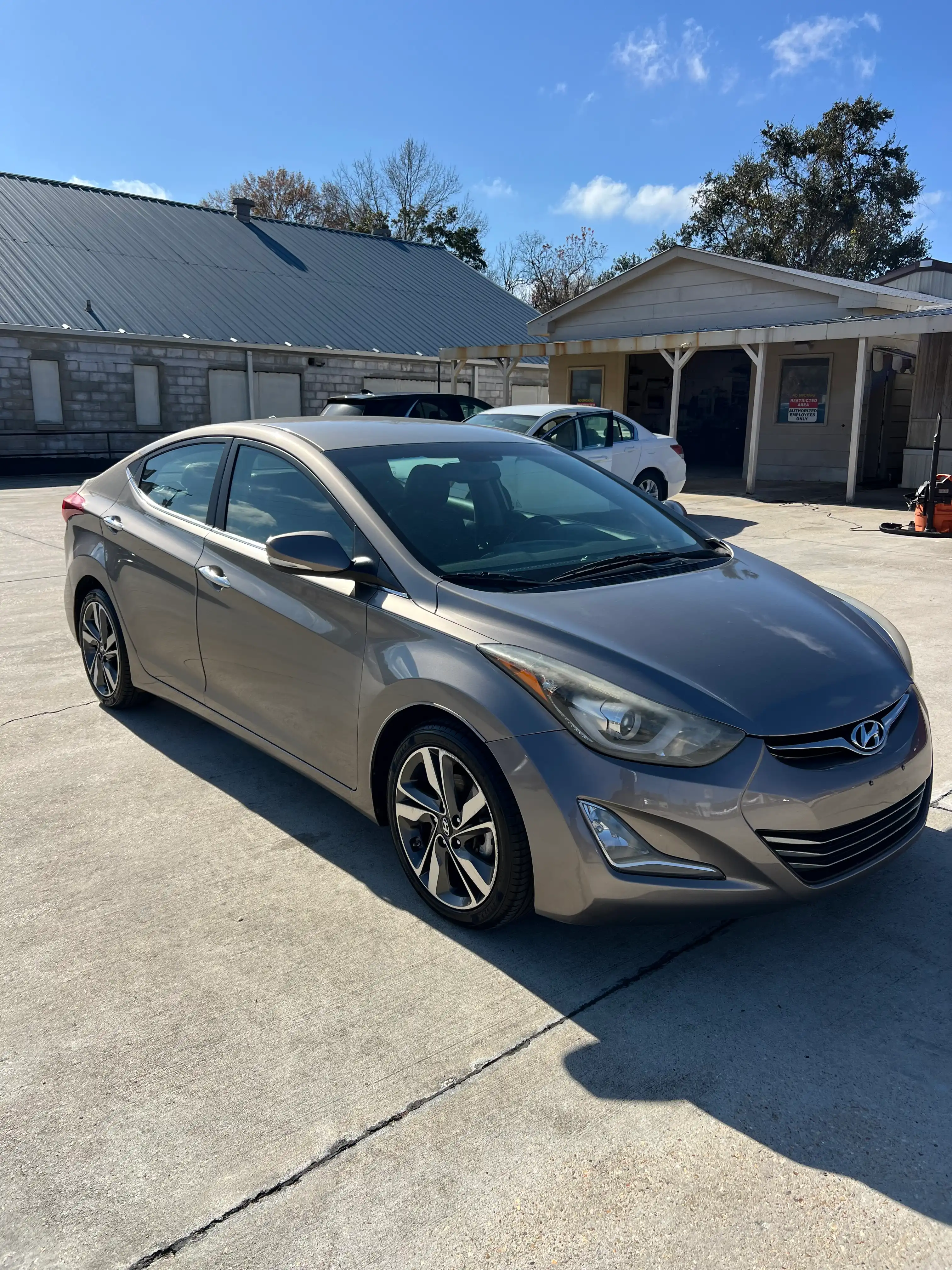 2014 Hyundai Elantra 1.8 Limited A/T PZEV's photo