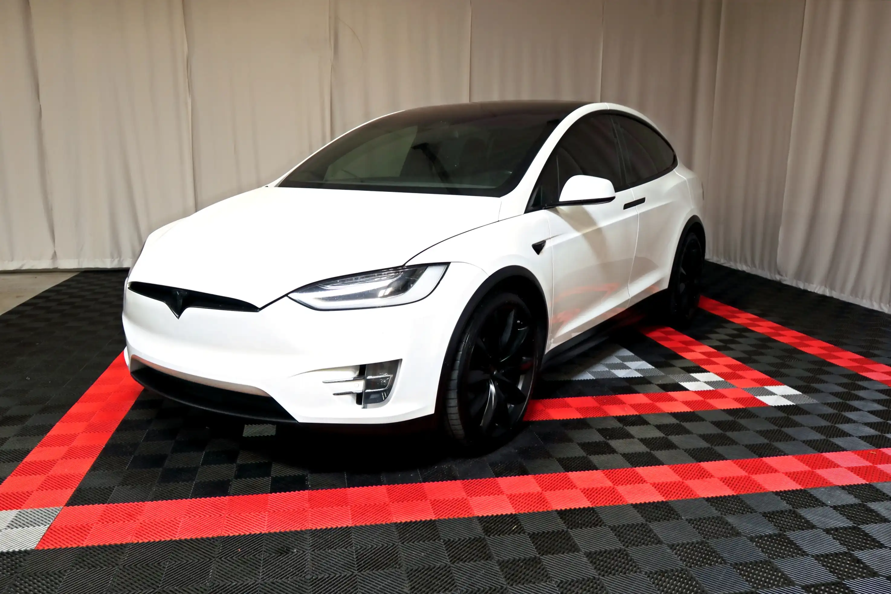 2017 Tesla Model X 100D's photo