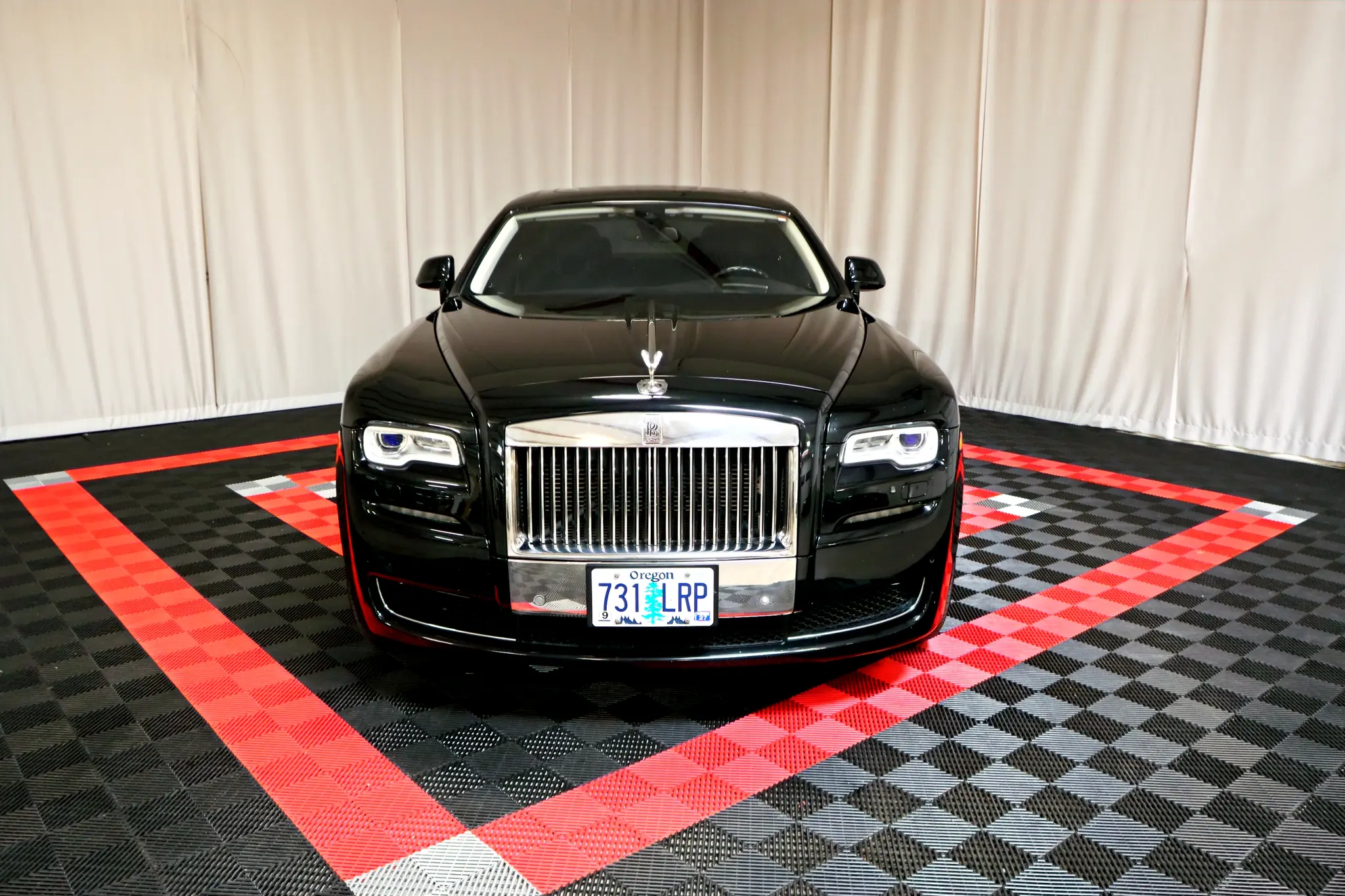 2016 Rolls-Royce Ghost Base photo 4