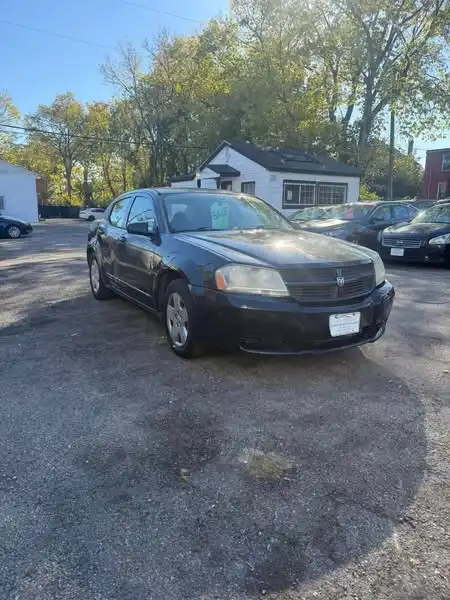 2008 Dodge Avenger SE's photo