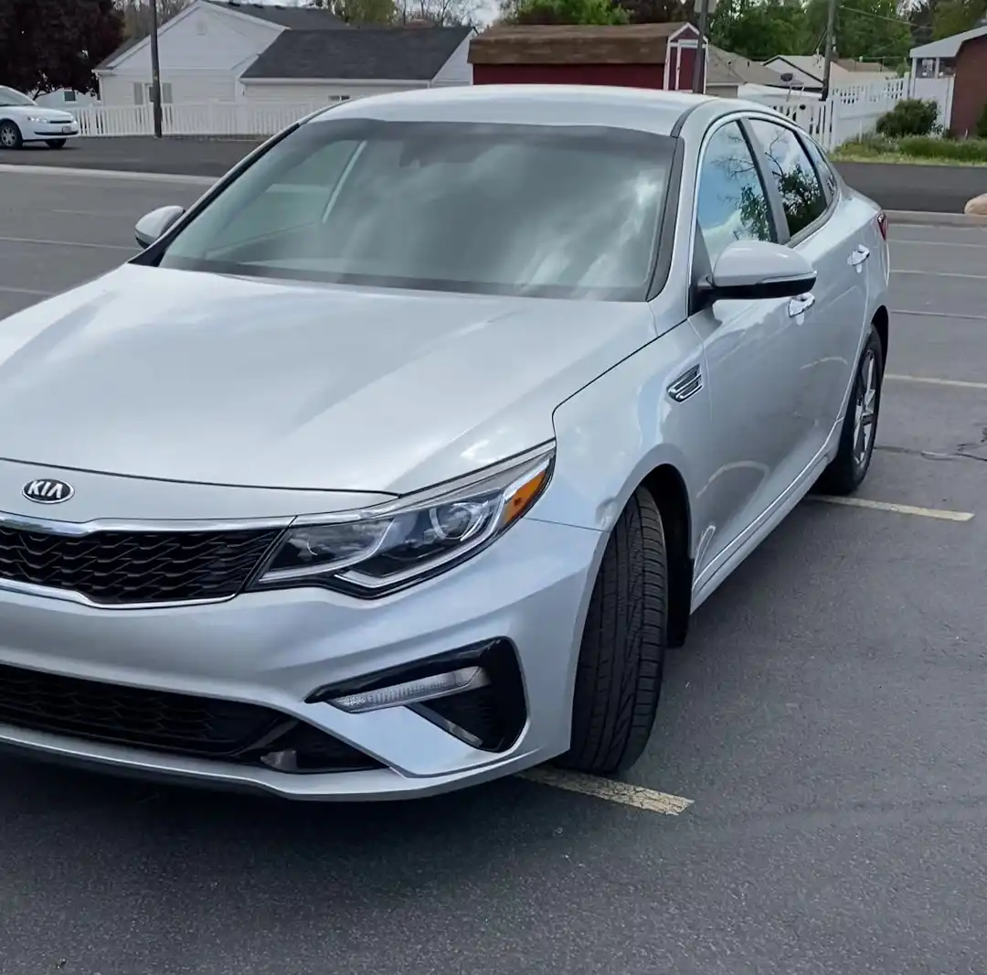 2019 Kia Optima LX AT's photo