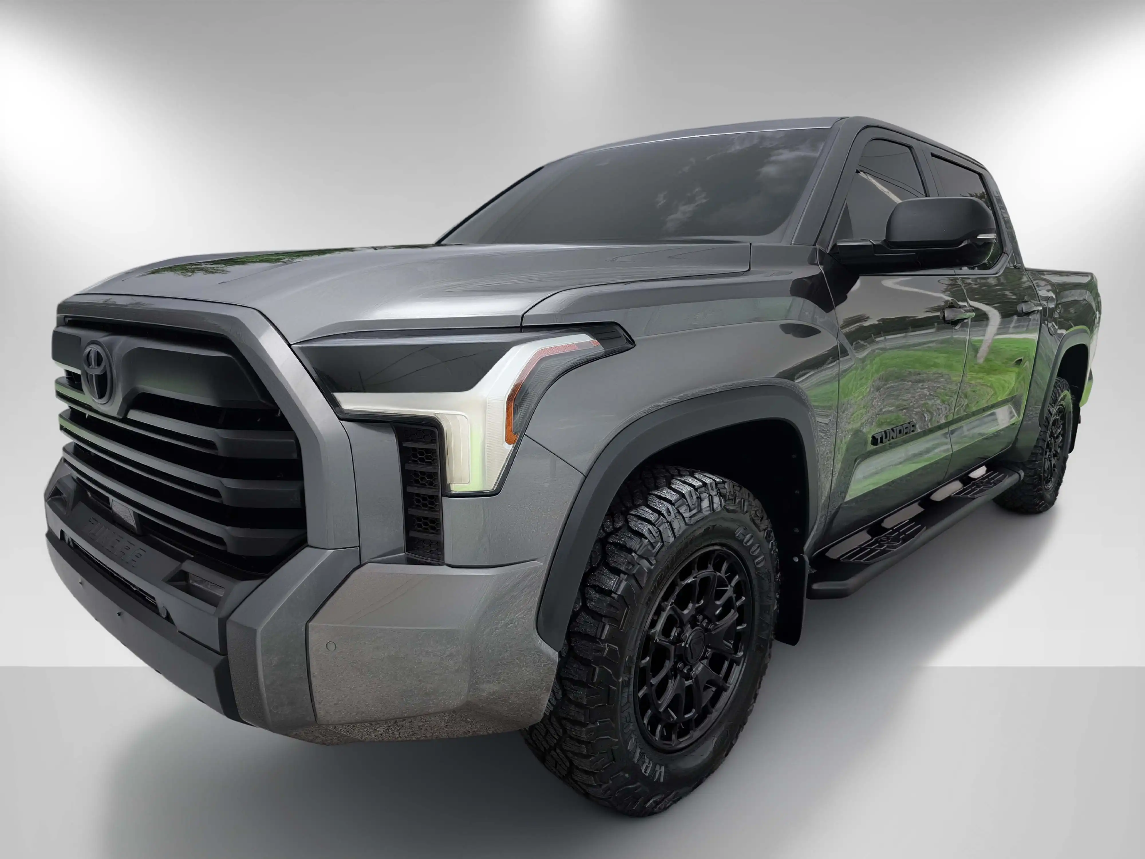 2026 Toyota Tundra SR5 4WD CrewMax 5.5' Bed's photo