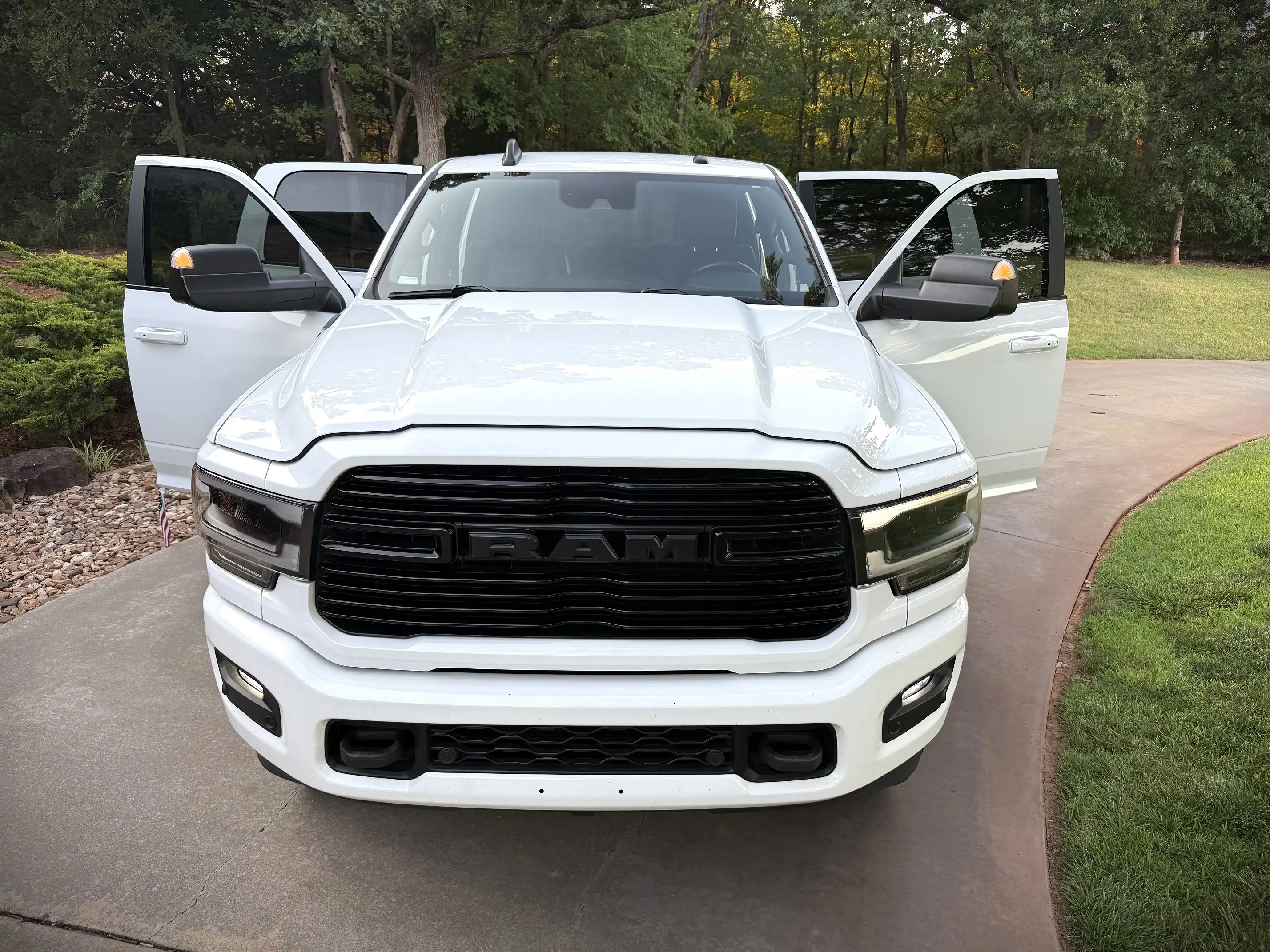 2022 RAM 2500 Laramie 4X4 Crew Cab SWB's photo