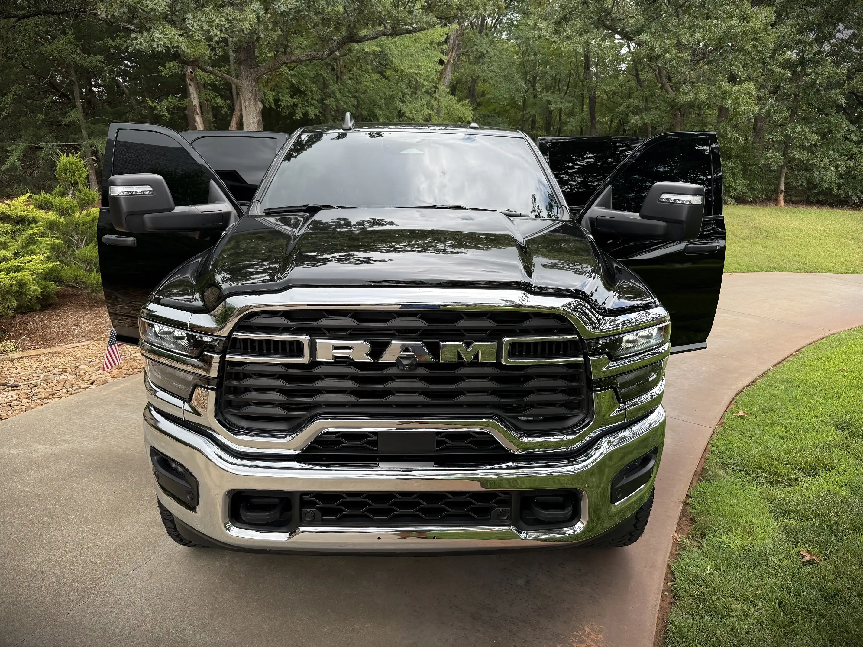 2025 RAM 2500 Big Horn 4X4 Crew Cab SWB's photo
