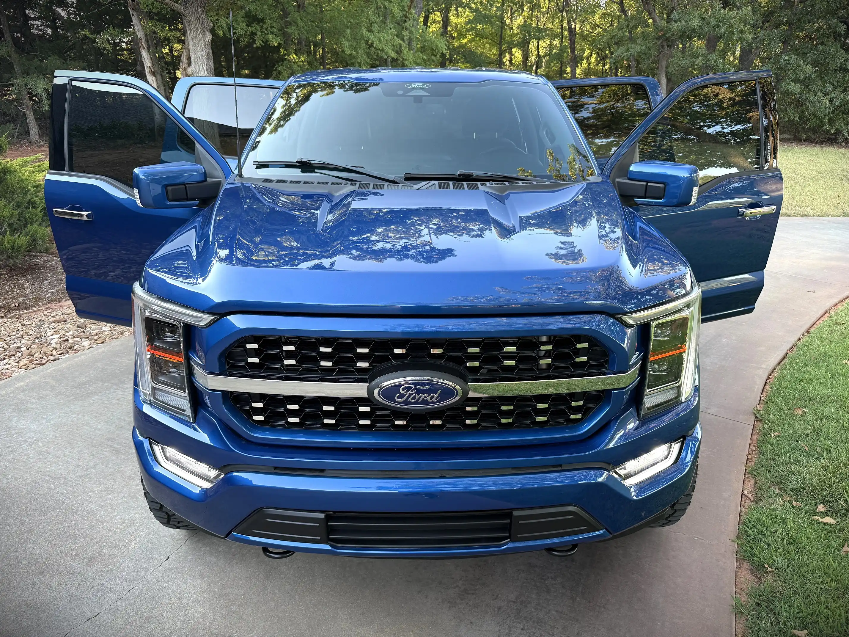 2022 Ford F-150 XLT 4x4 SuperCrew 5-1/2 Box's photo
