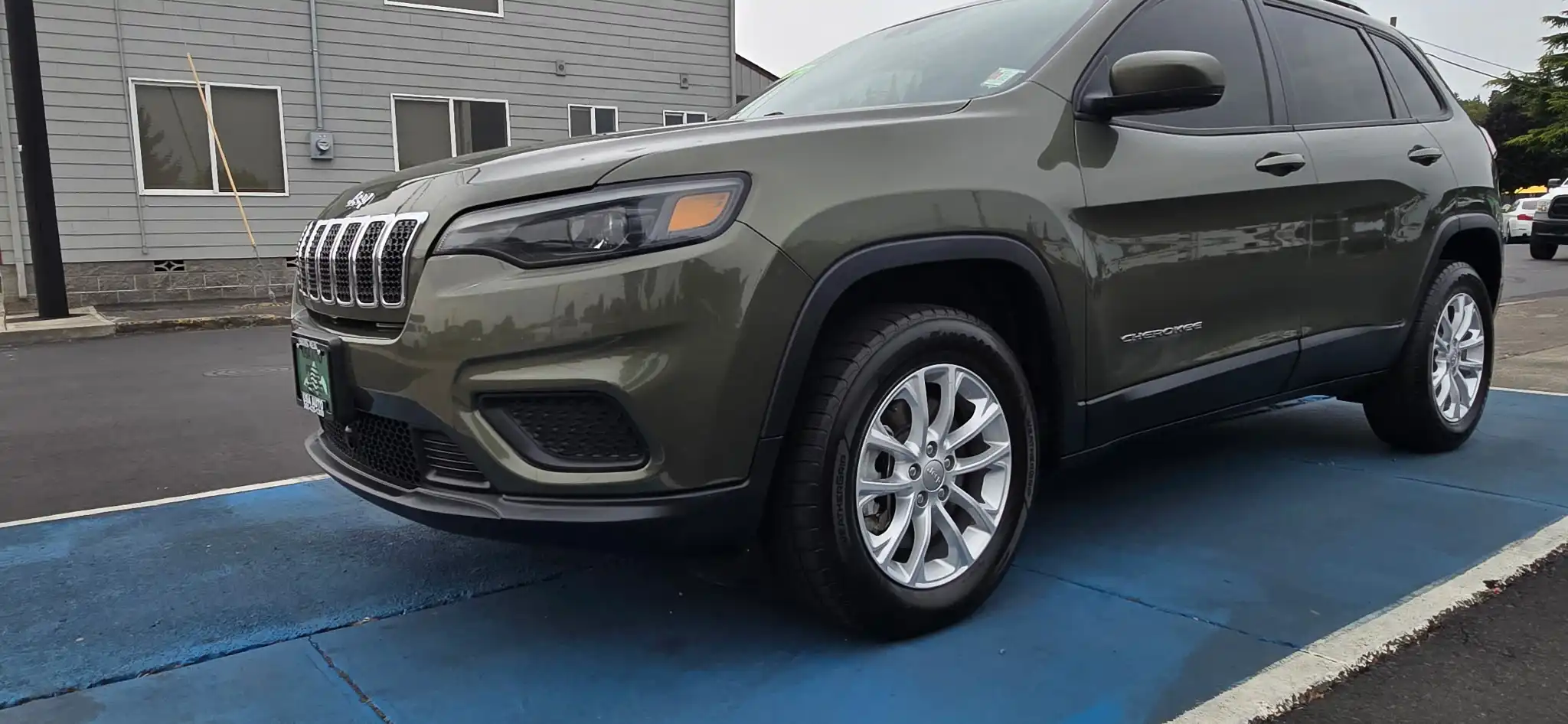 2021 Jeep Cherokee Latitude 4WD's photo