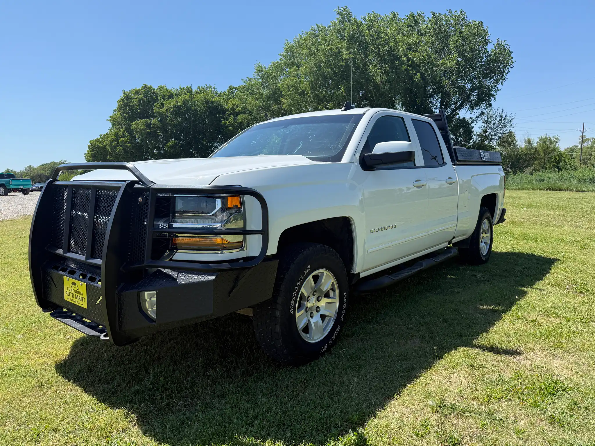 2017 Chevrolet Silverado 1500 LT 4X4 Double Cab Std Box's photo