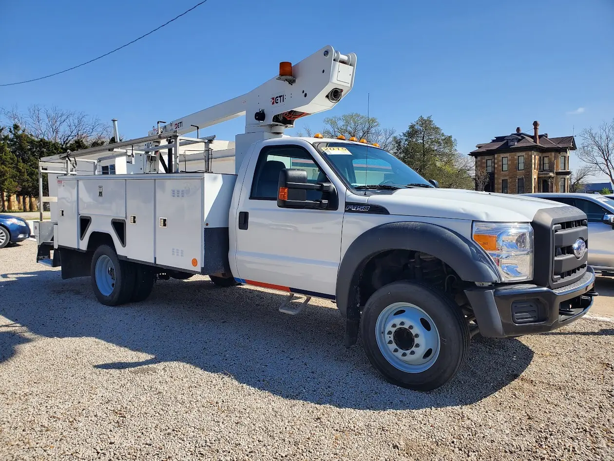 2015 Ford F-450 undefined photo 3