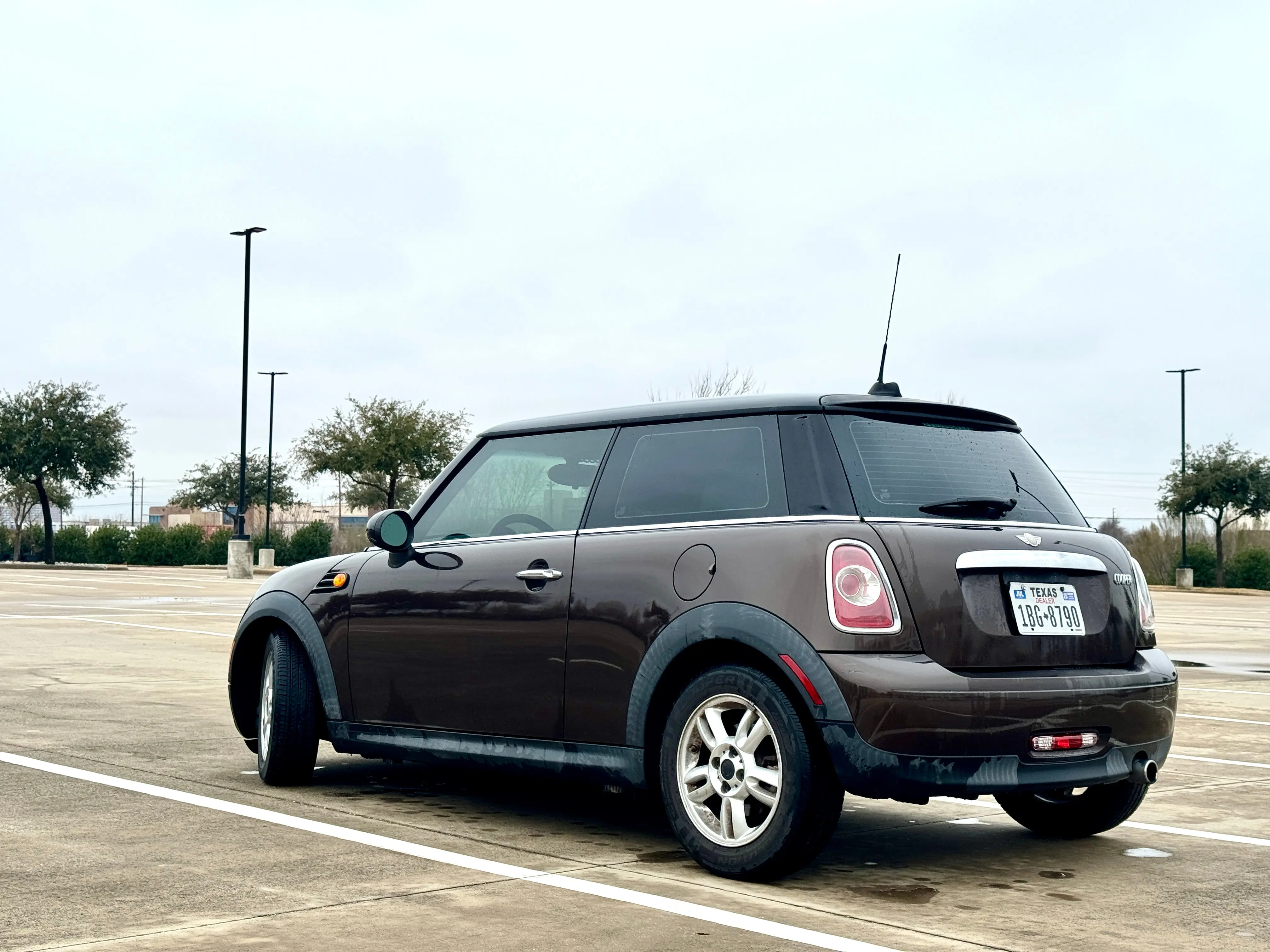 2012 MINI Cooper Base photo 3
