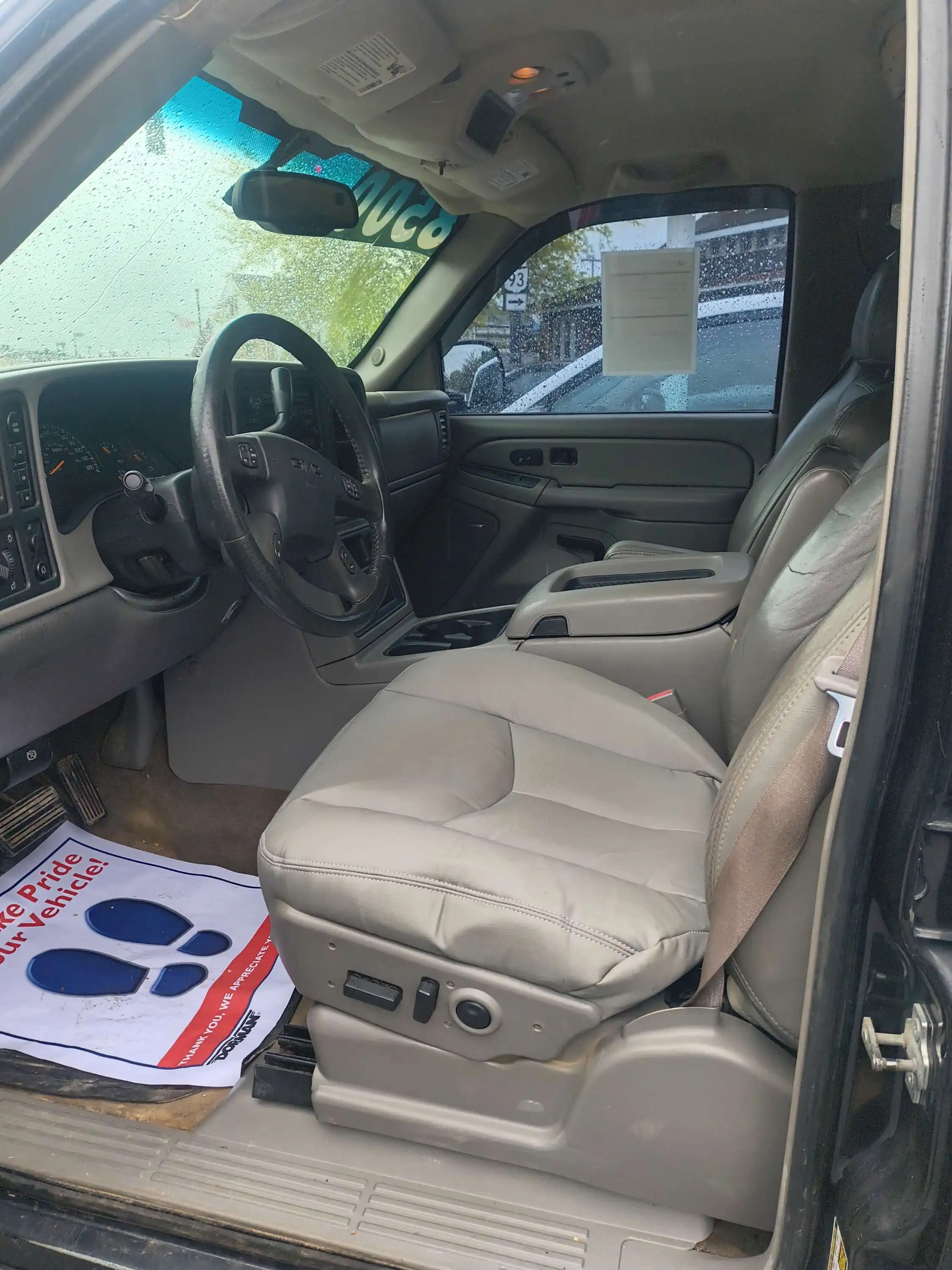 2005 GMC Sierra 4WD Crew Cab 6 1/2-ft SLT's photo