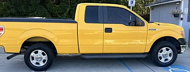 2014 Ford F-150 XLT 4WD SuperCab 145 in's photo