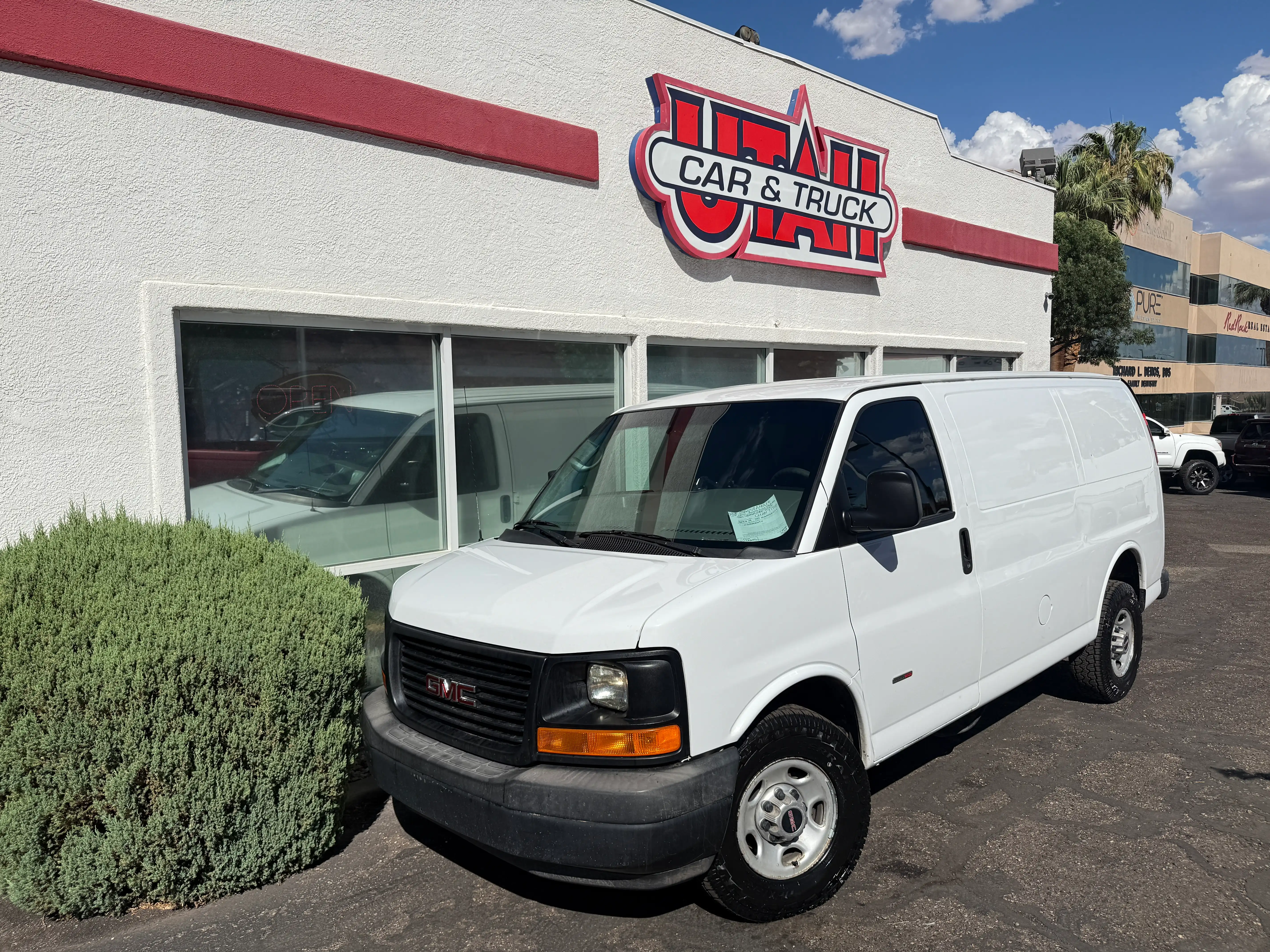 2013 GMC Savana 2500 SWB's photo