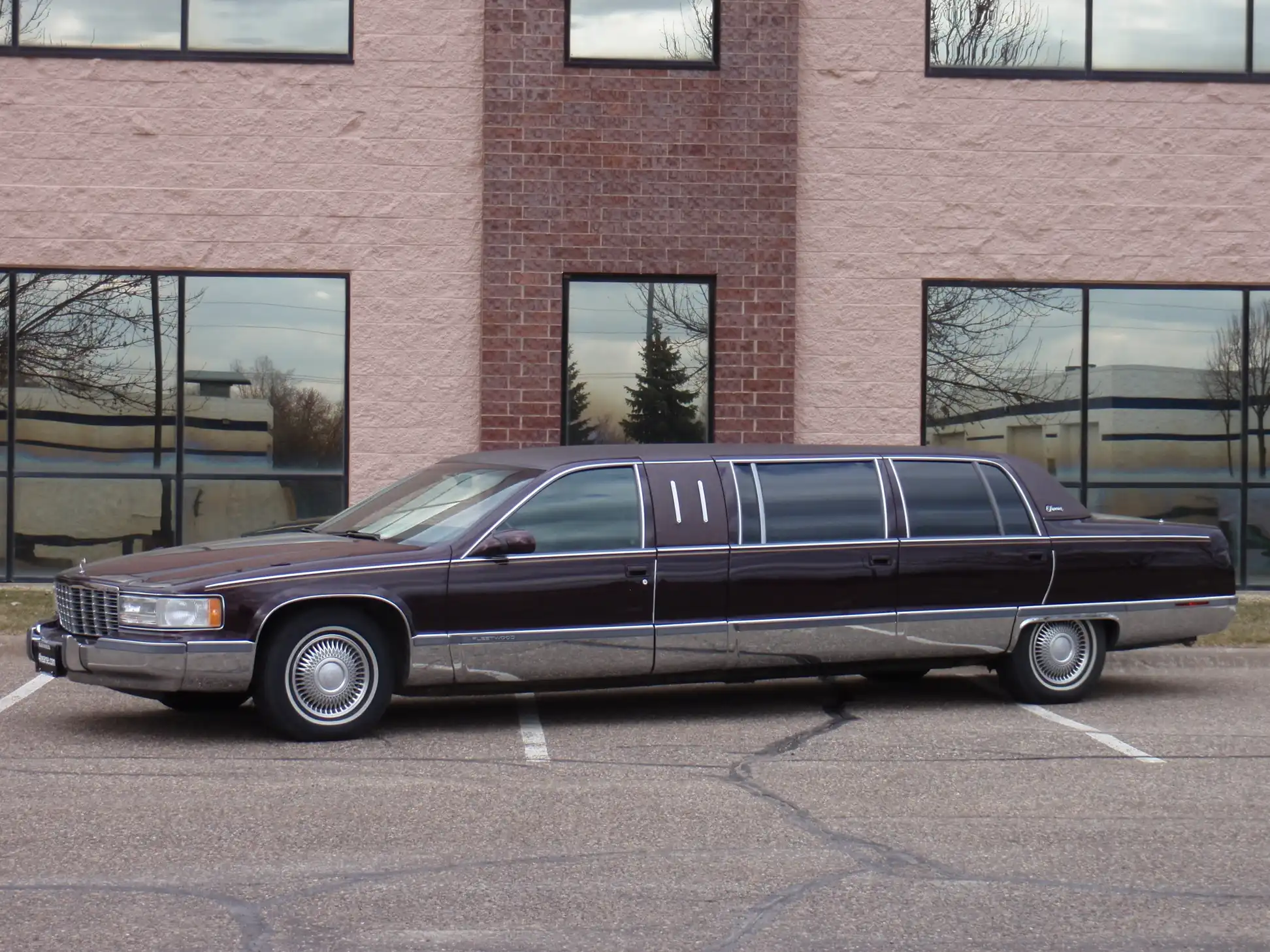 1996 Cadillac Fleetwood's photo