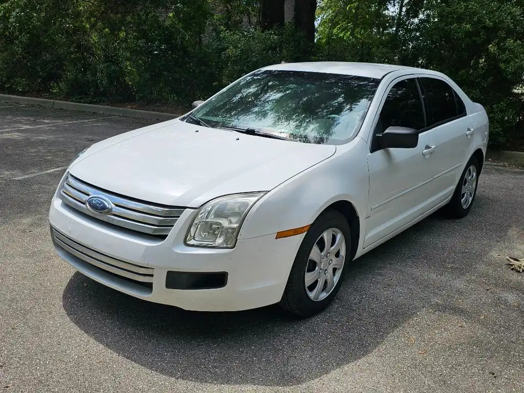 2006 Ford Fusion S FWD I4's photo
