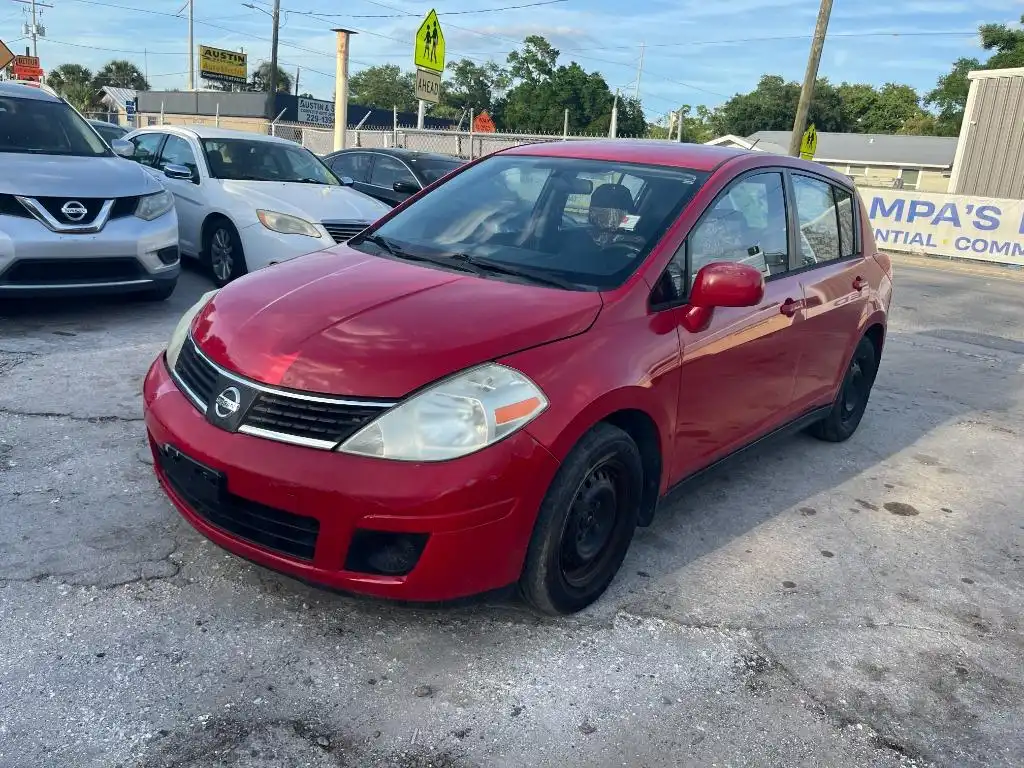 2008 Nissan Versa 1.8 S Auto's photo
