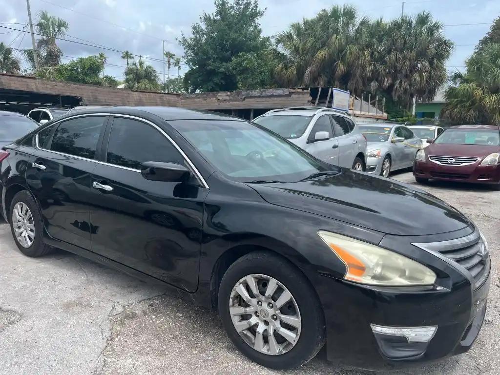 2013 Nissan Altima 2.5 CVT's photo