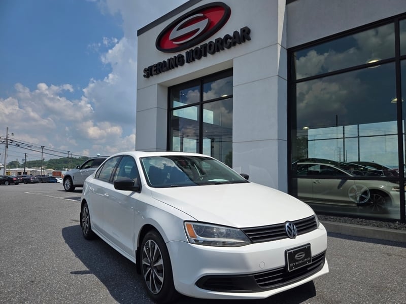 2012 Volkswagen Jetta Base 6AT's photo