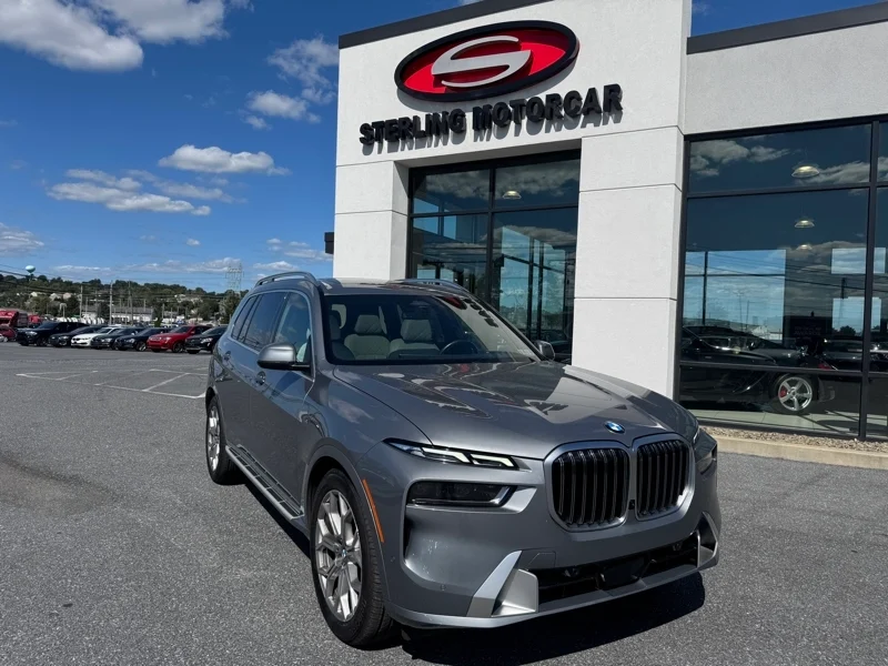 2023 BMW X7 xDrive40i's photo