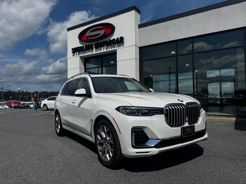 2020 BMW X7 xDrive50i's photo