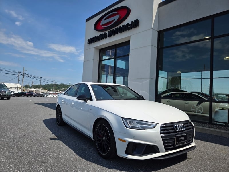 2019 Audi A4 2.0T quattro S tronic Premium Plus's photo