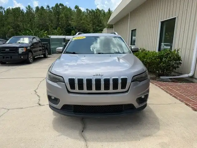 2019 Jeep Cherokee Latitude's photo