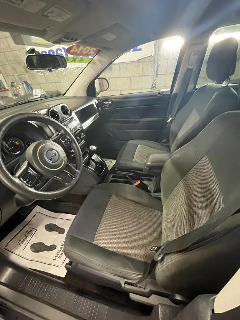 2014 Jeep Compass Sport 4X4 photo 5
