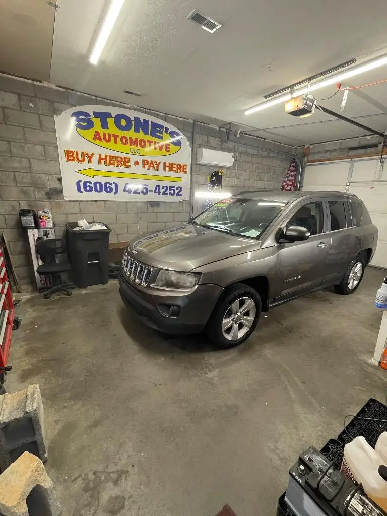 2014 Jeep Compass Sport 4X4 photo 1
