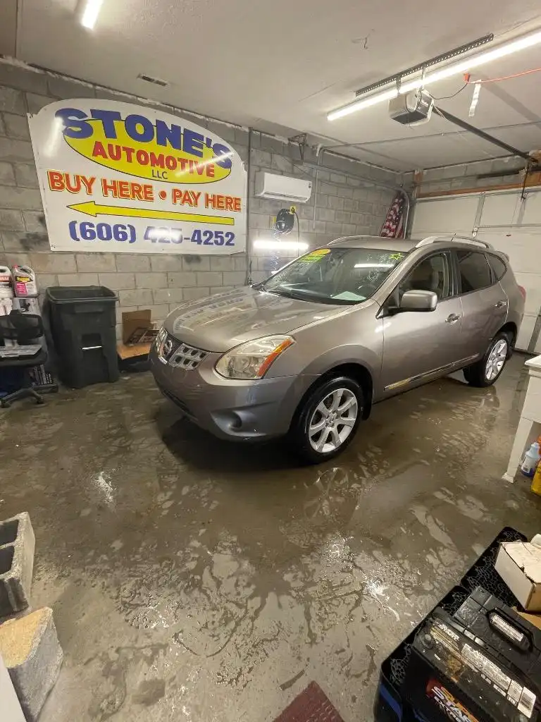 2012 Nissan Rogue SV AWD's photo