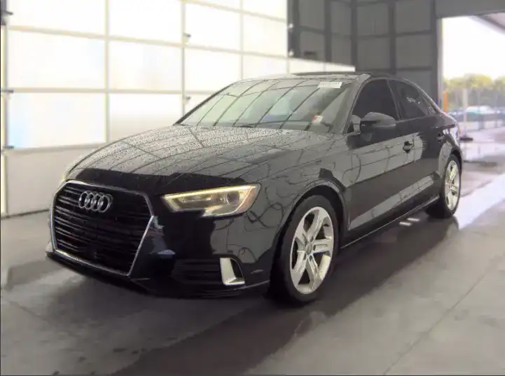 2017 Audi A3 2.0T FWD S tronic Premium's photo