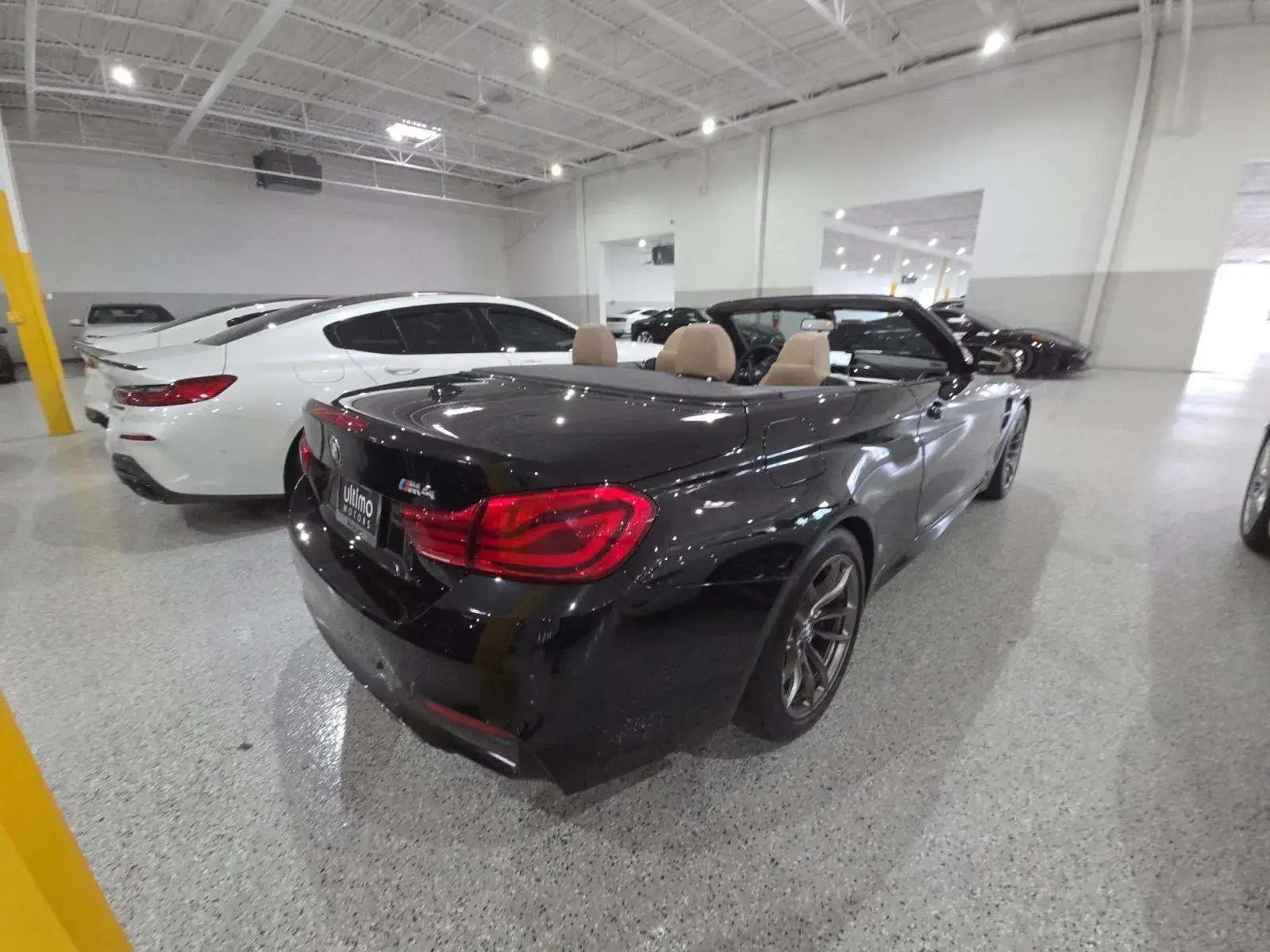 2018 BMW M4 Base photo 5