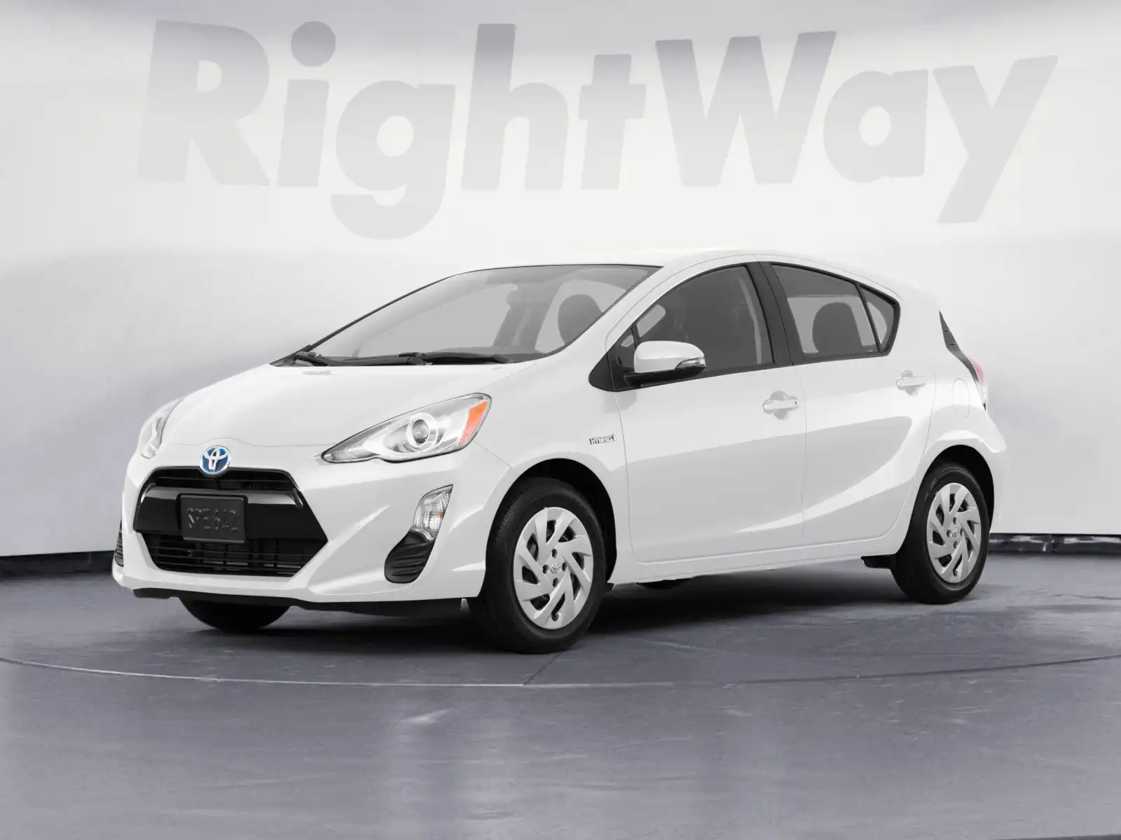 2016 Toyota Prius c Persona Series's photo