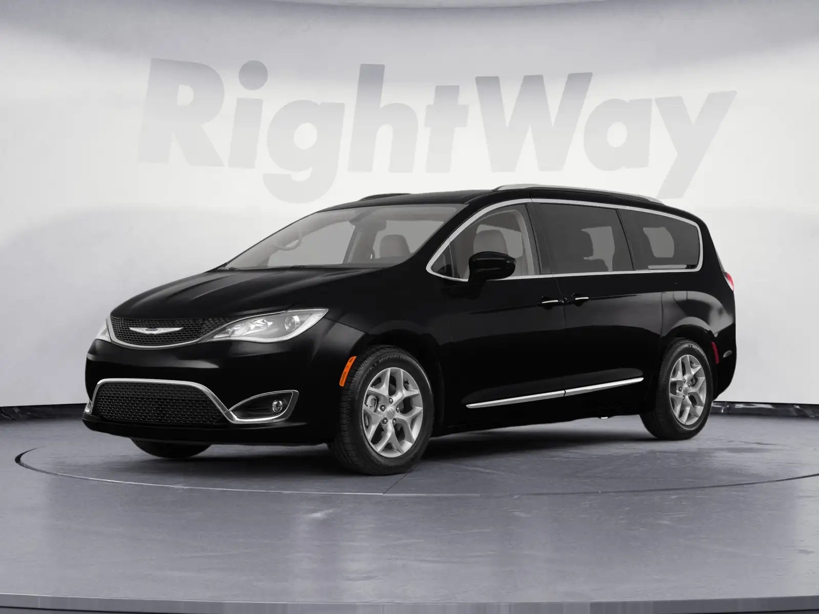 2017 Chrysler Pacifica Touring L's photo