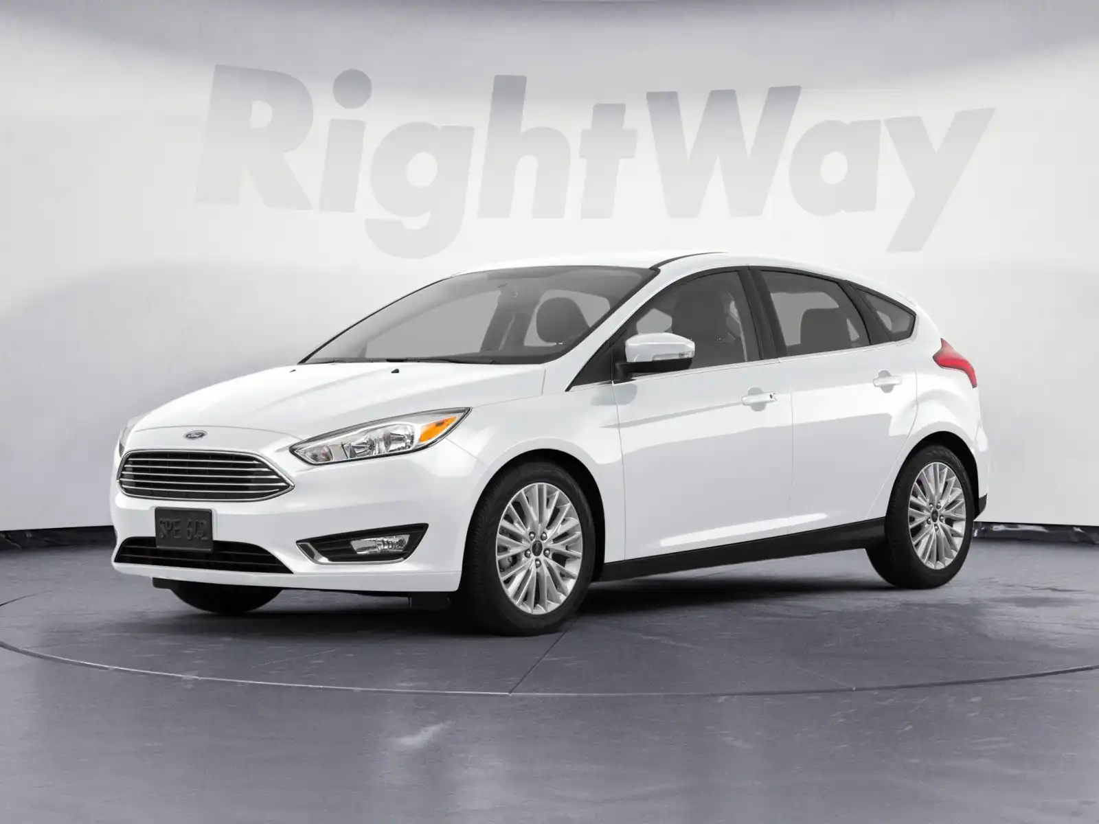 2017 Ford Focus 5 Door Hatch Titanium's photo