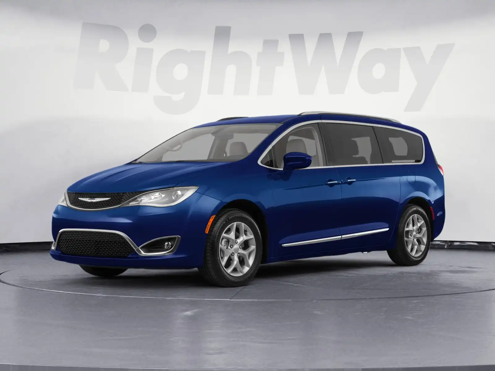 2018 Chrysler Pacifica Touring L's photo