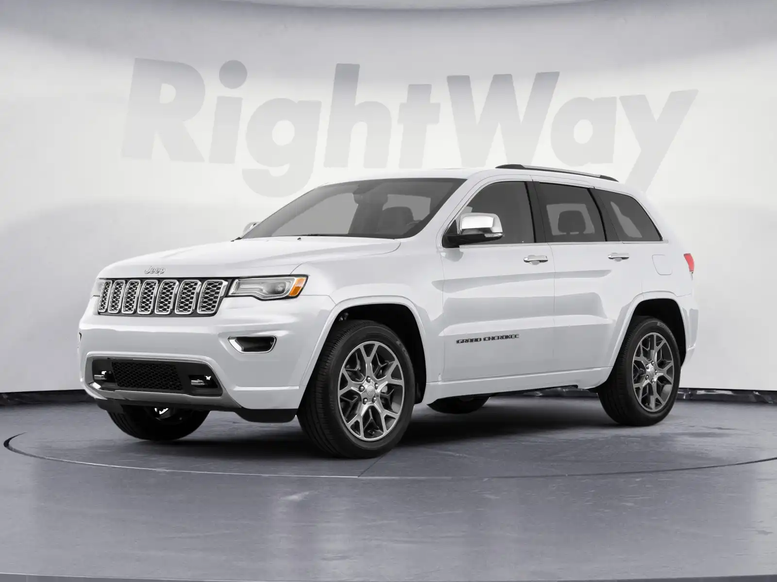 2020 Jeep Grand Cherokee Overland 4WD's photo