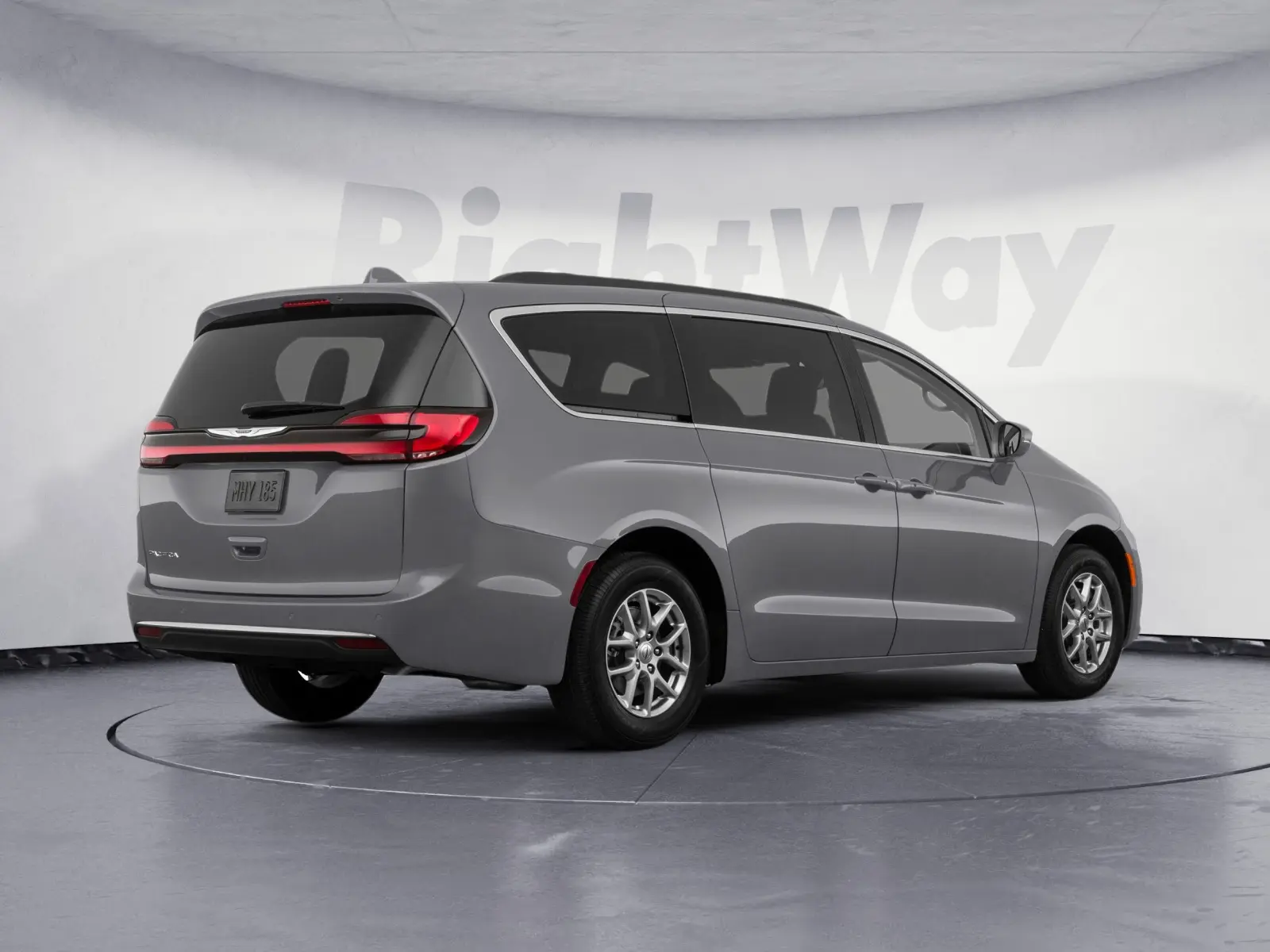 2022 Chrysler Pacifica Touring photo 3