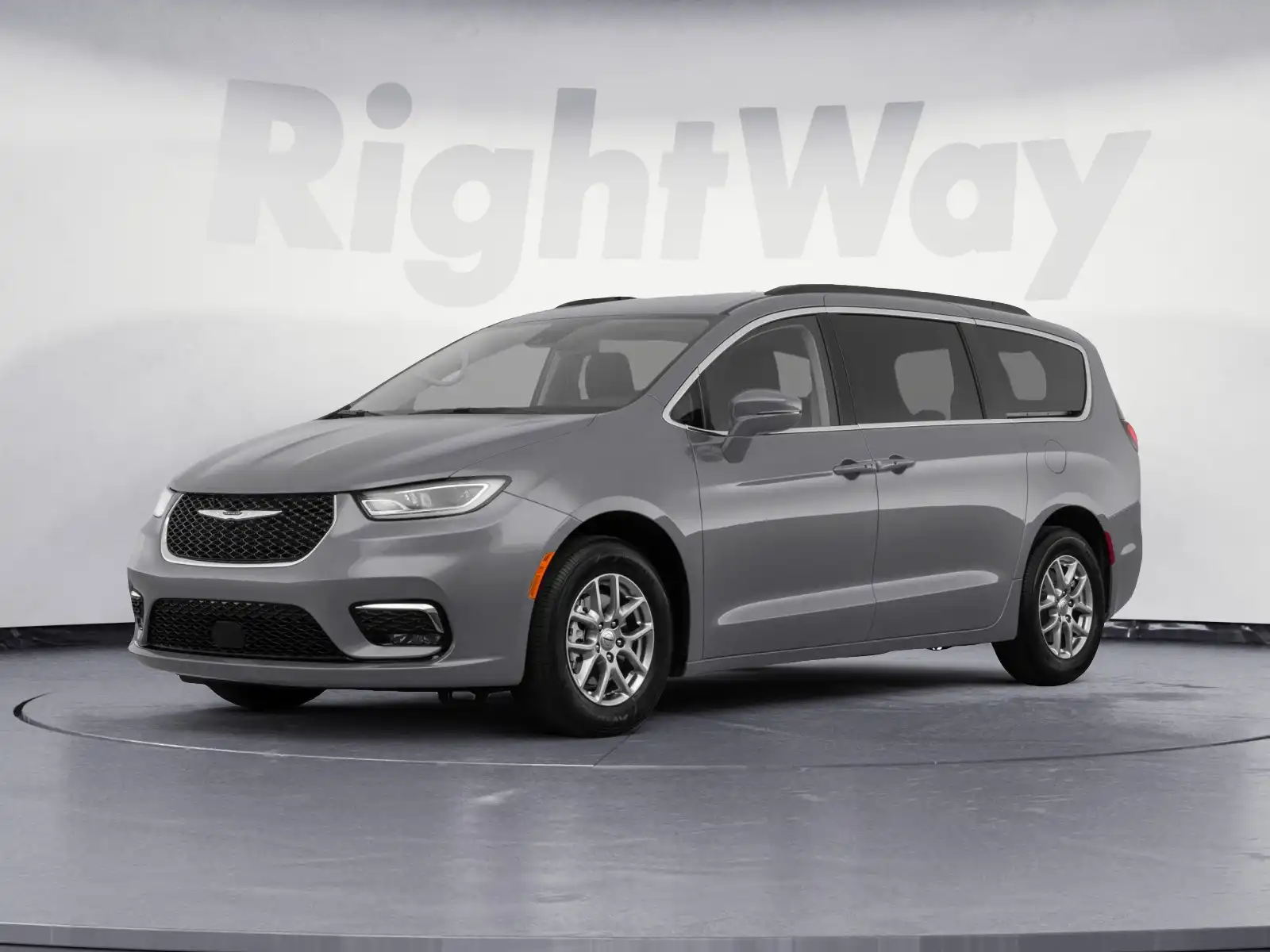 2022 Chrysler Pacifica Touring's photo