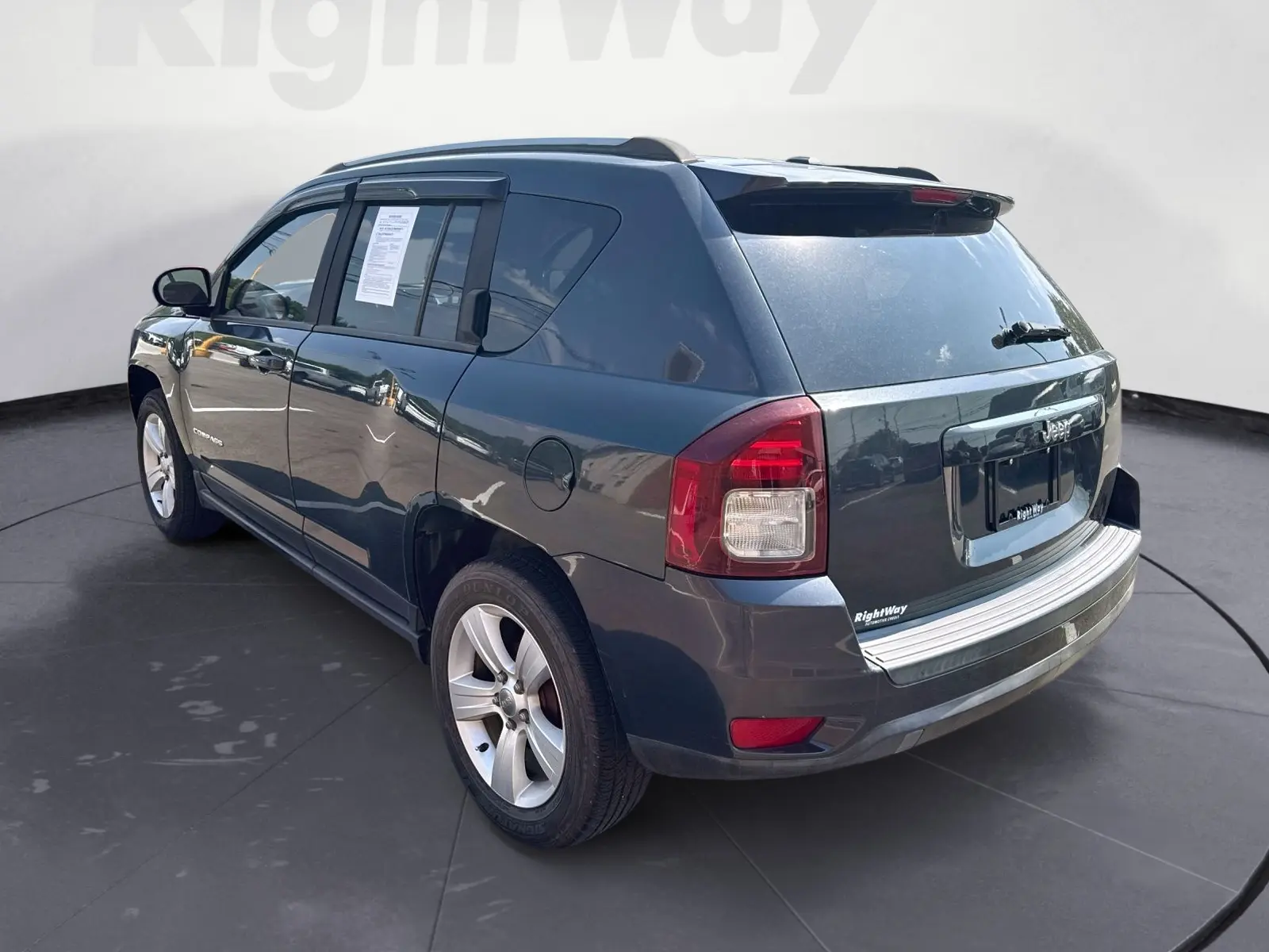 2016 Jeep Compass Sport photo 3