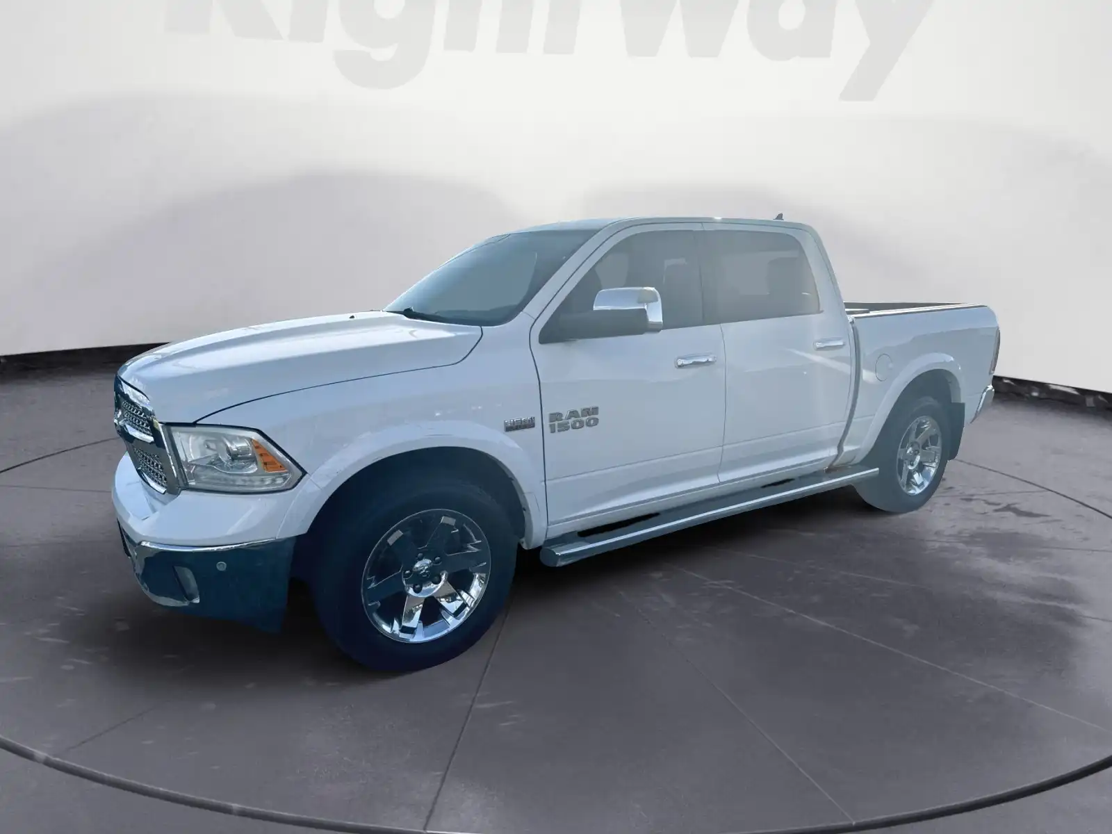2016 RAM 1500 Laramie 4x4 Crew Cab 5'7's photo