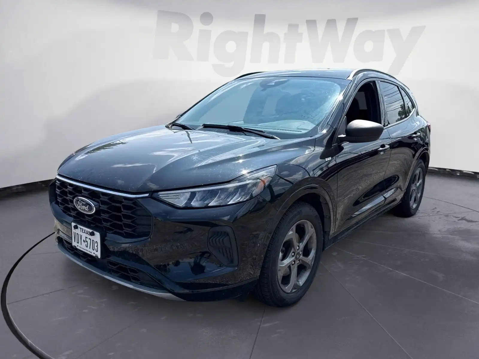 2024 Ford Escape ST-Line FWD's photo