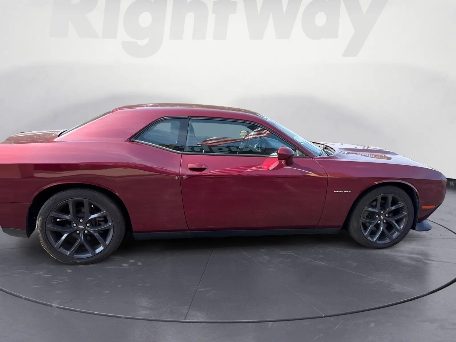 2021 Dodge Challenger R/T photo 3