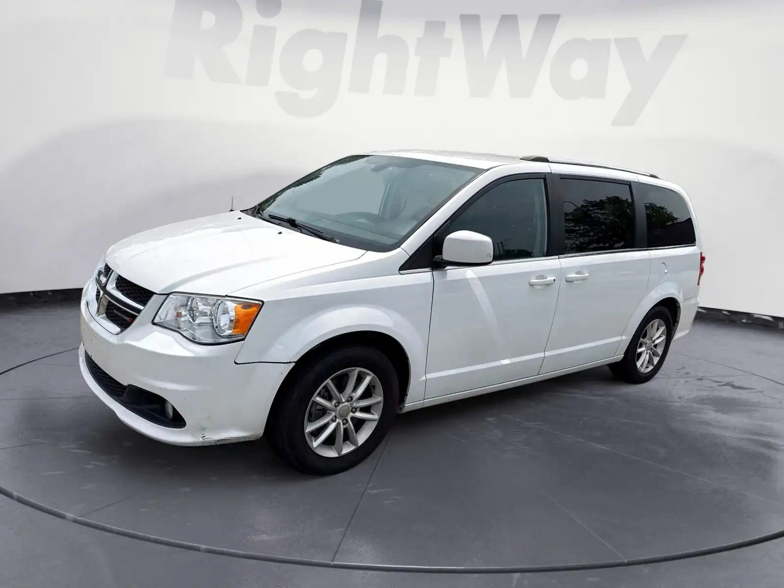 2019 Dodge Grand Caravan SXT's photo