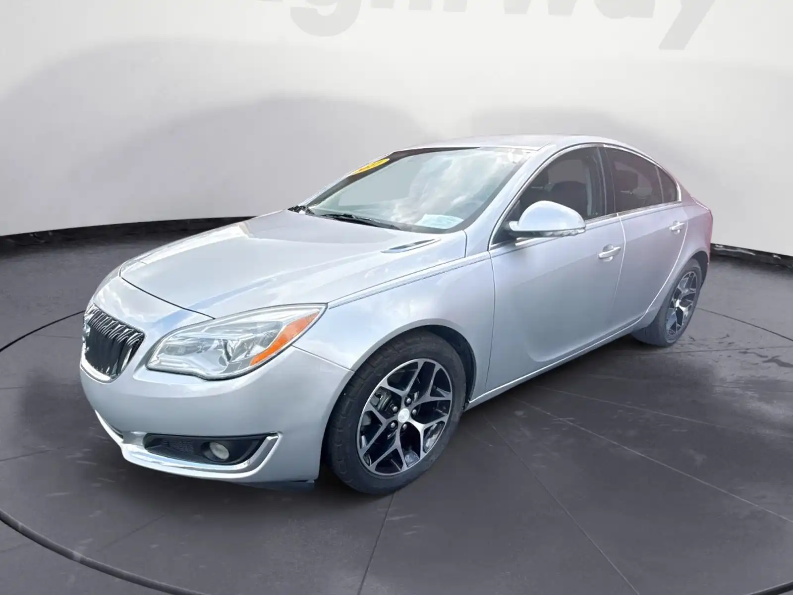 2017 Buick Regal Sport Touring's photo