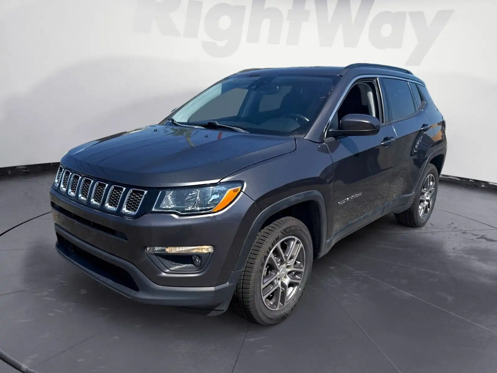 2020 Jeep Compass Sun & Safety 4X4's photo