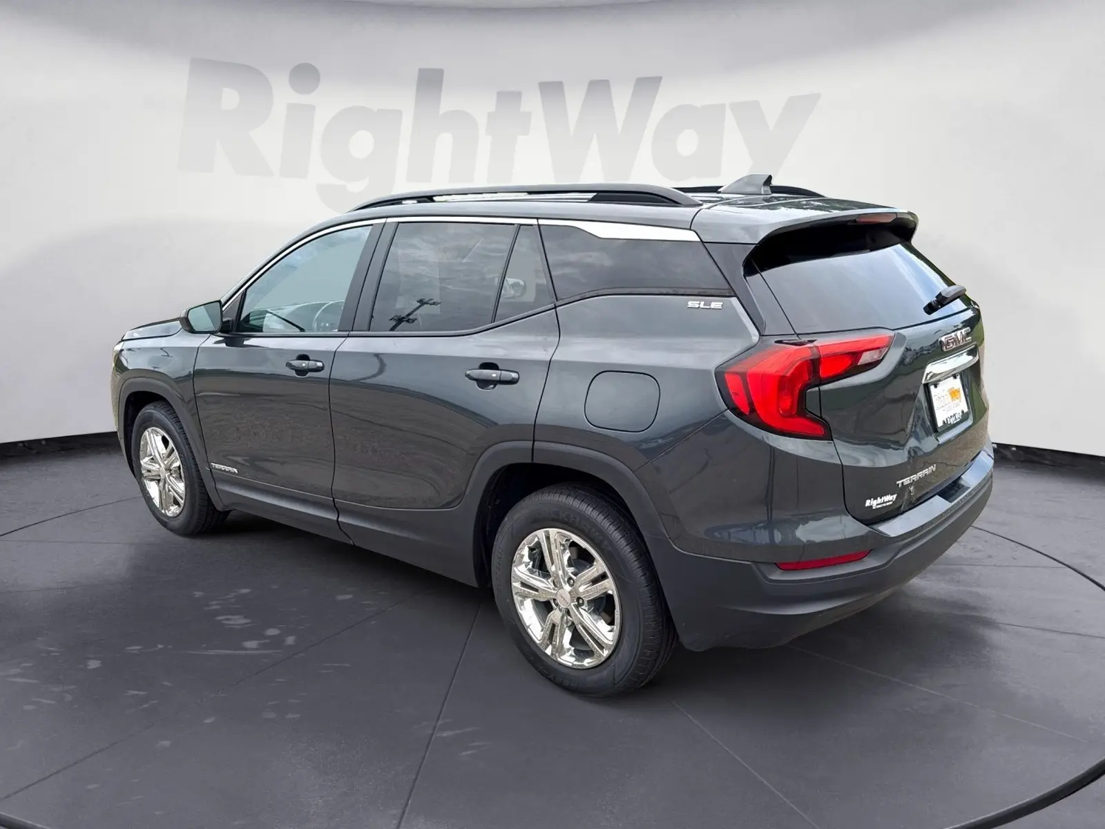 2021 GMC Terrain SLE FWD photo 3