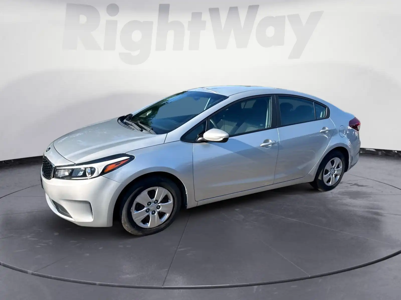 2017 Kia Forte LX AT's photo