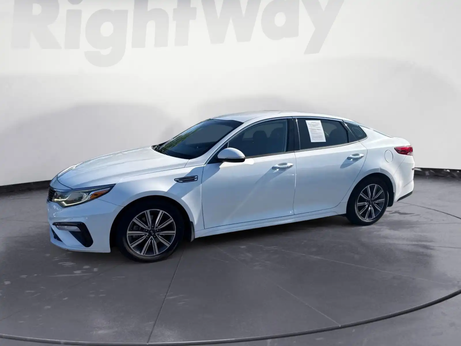 2020 Kia Optima EX AT's photo