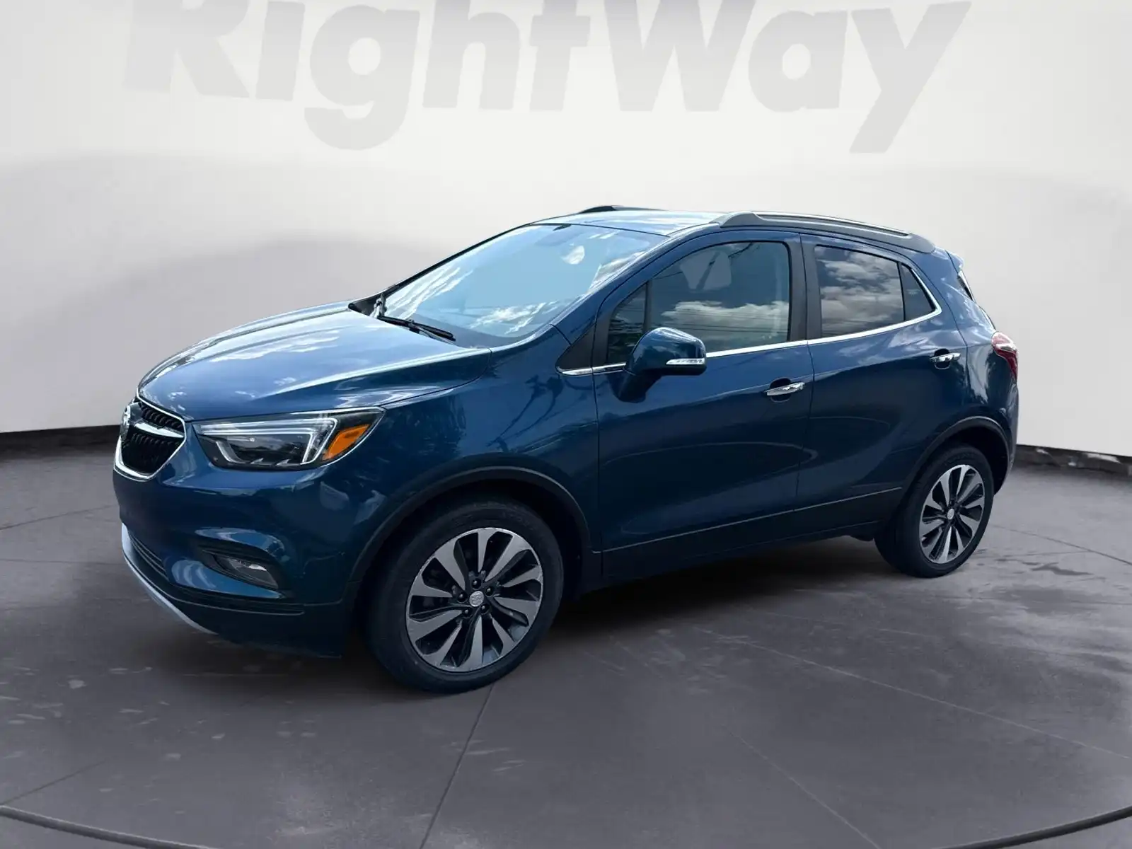 2019 Buick Encore Essence's photo