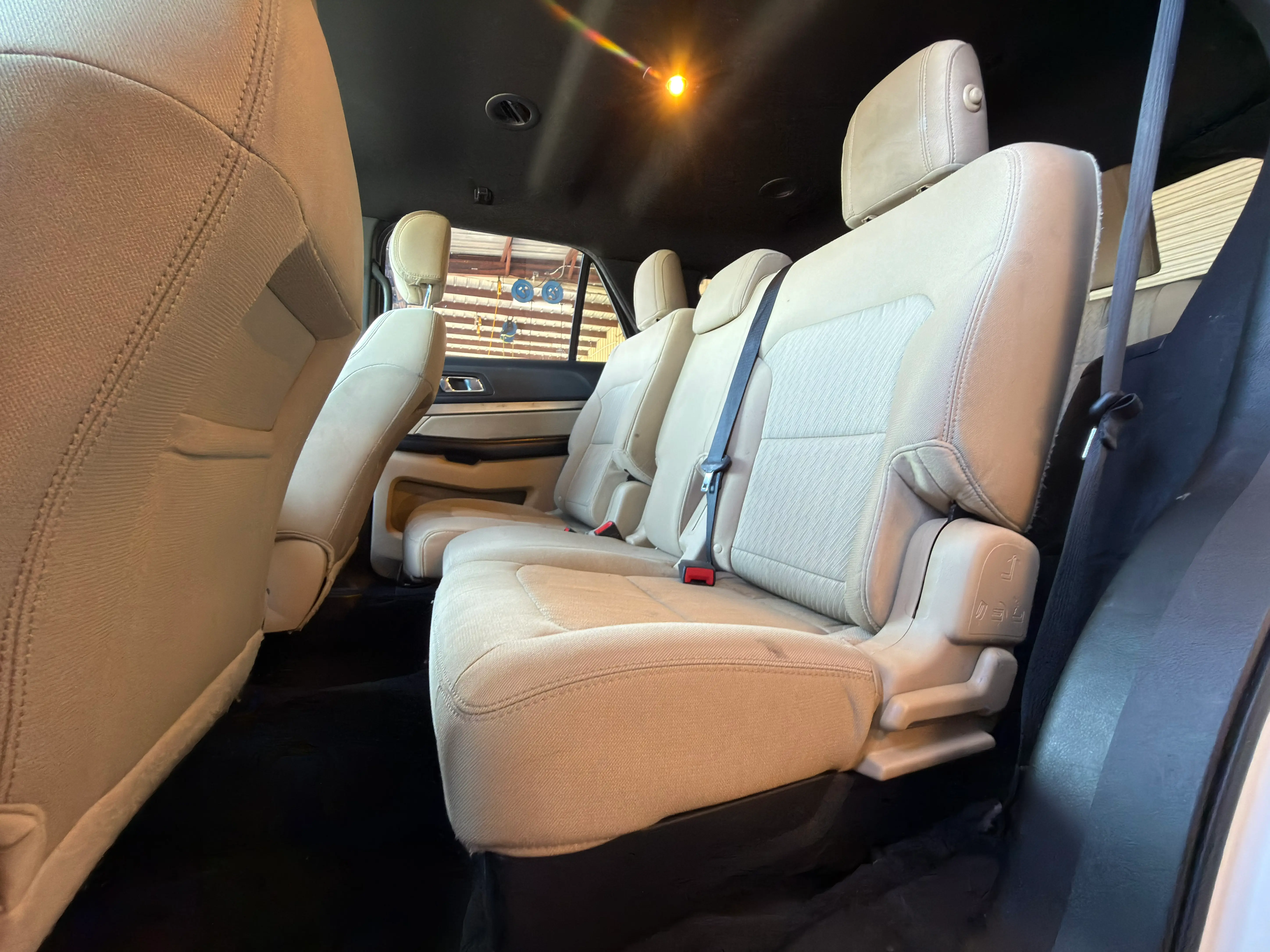 2016 Ford Explorer Base 4WD photo 5