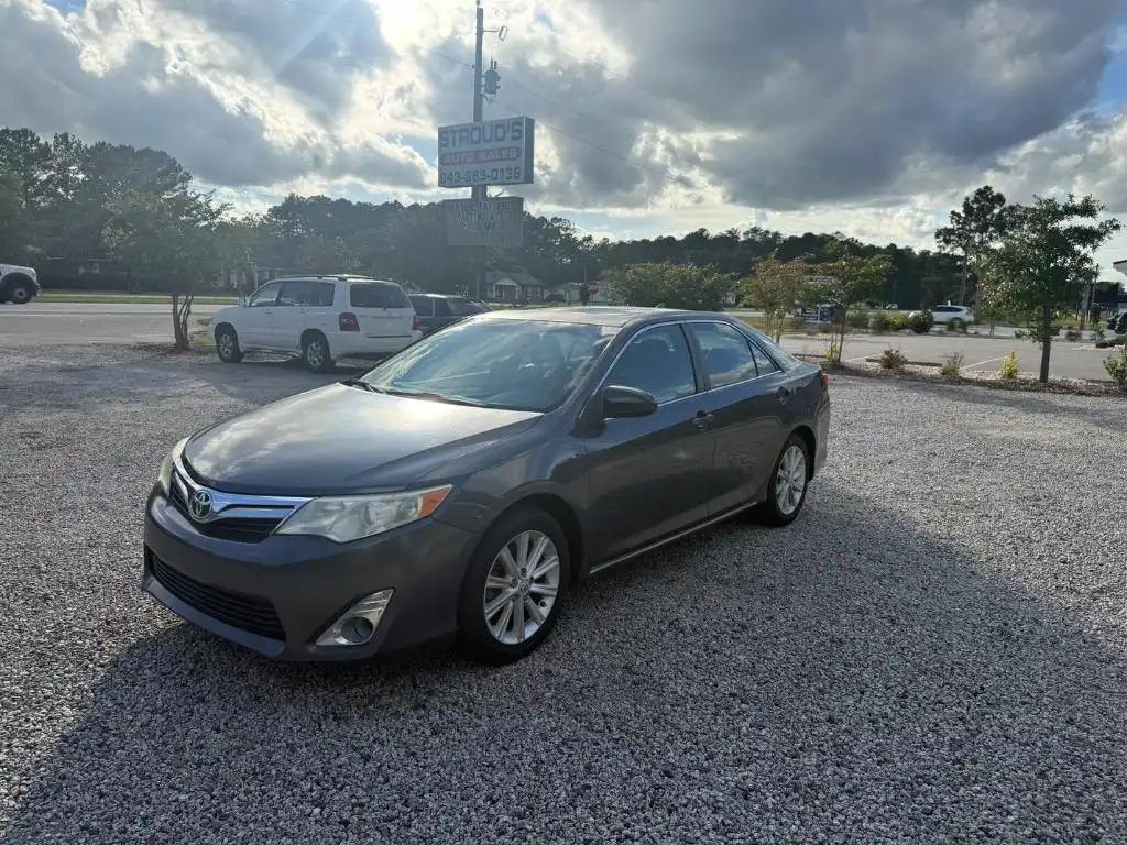 2012 Toyota Camry 3.5 Auto V6 SE's photo